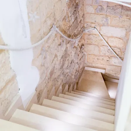 Palazzo Nicolaus Del Borgo Antico Frühstückspension 4*