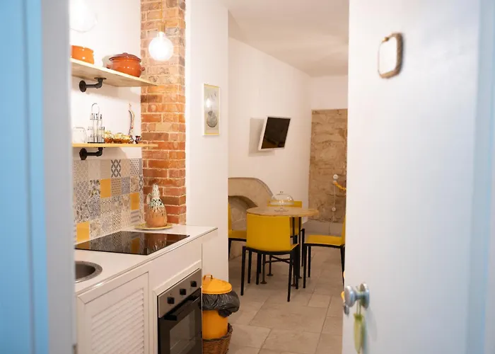 Palazzo Nicolaus Del Borgo Antico Bed & Breakfast 4*