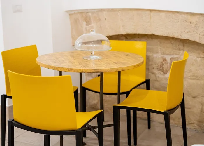 Palazzo Nicolaus Del Borgo Antico Bed & Breakfast