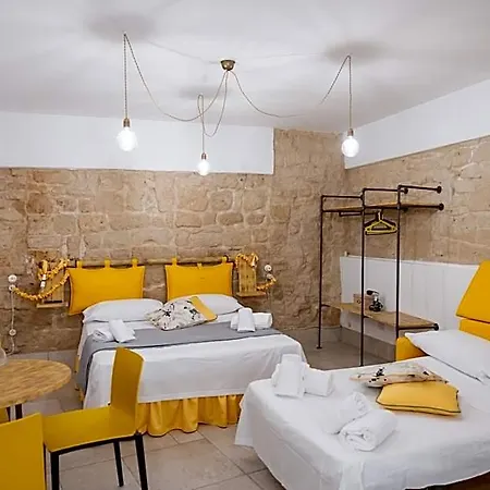 Bed & Breakfast Palazzo Nicolaus Del Borgo Antico Bari